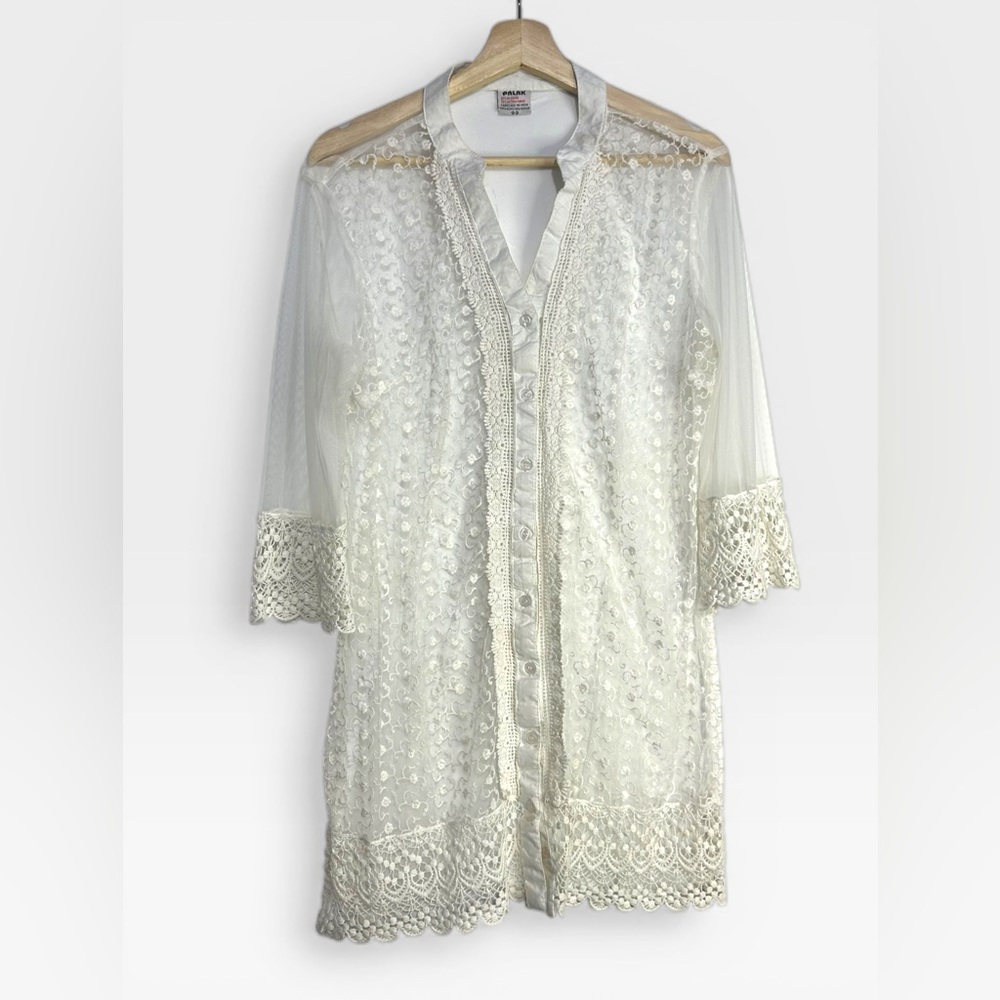 5 for $25🔥Palak Sheer White Lace Button Front Duster Blouse Size GG (XL)‎